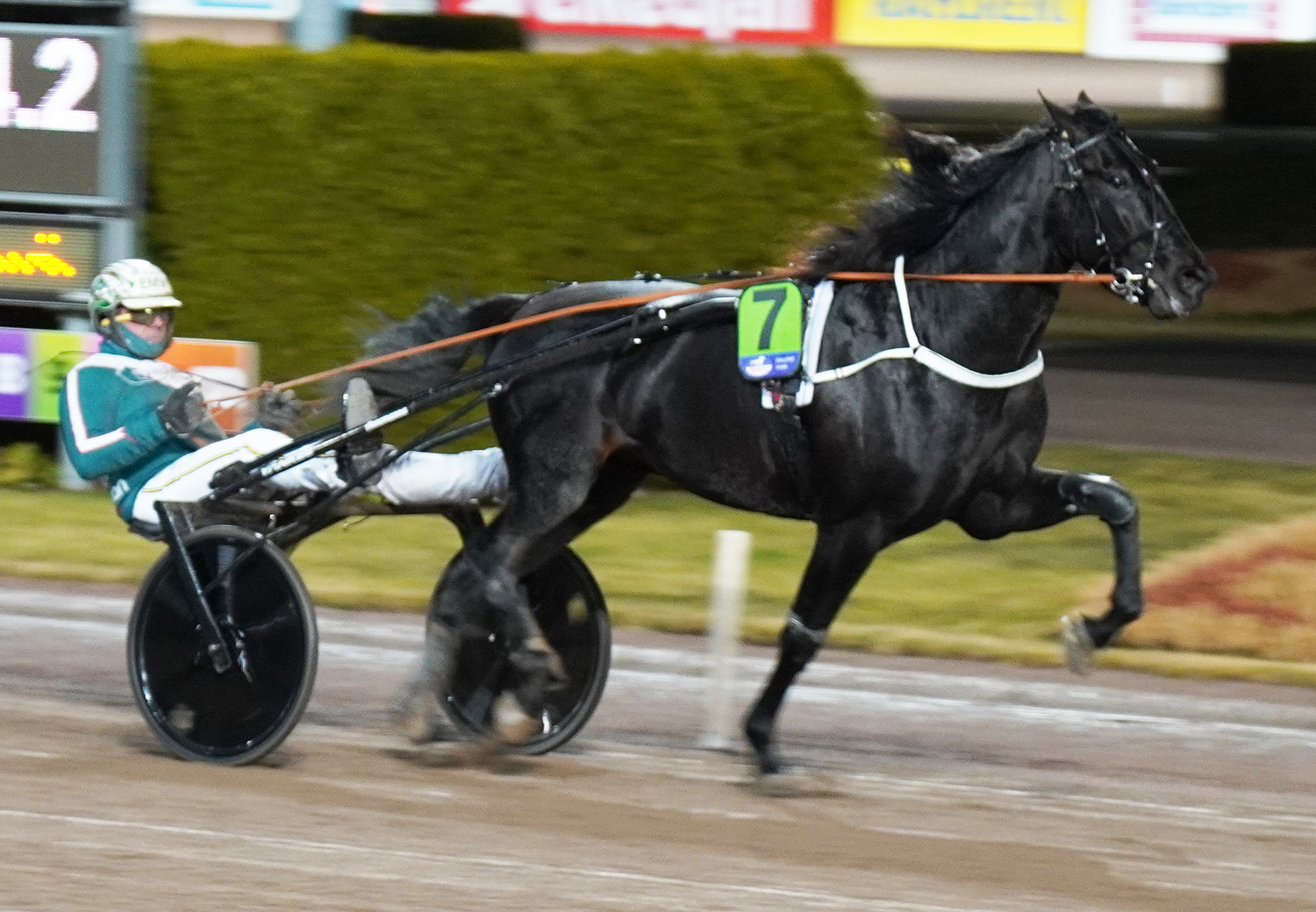 Hitting Hard 260325-4